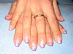 Professionelle Nagelpflege - Nagelkosmetik für Hände und Füsse - Manicure - Nailart
